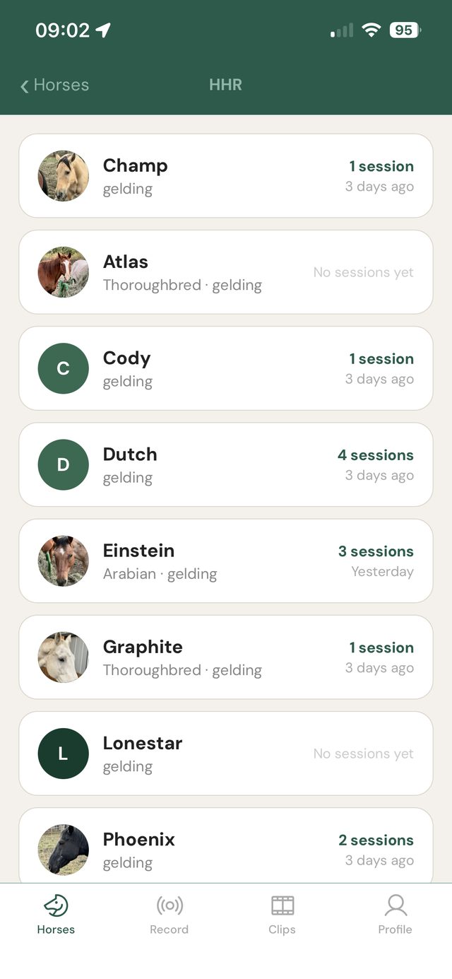 App screen: list of horses and their sessions
